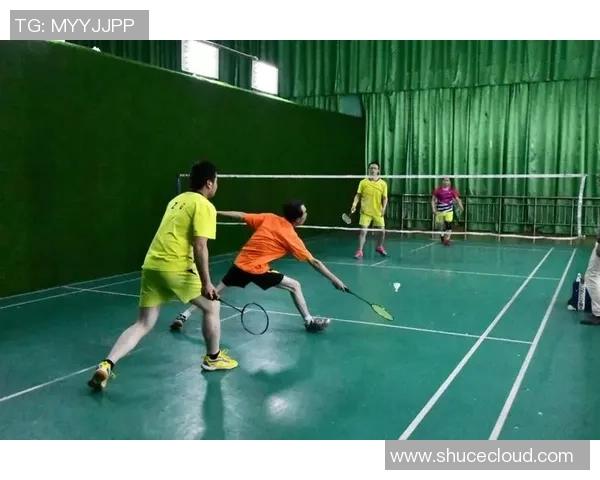 羽毛球的奋斗与荣耀：上海羽毛球队成长历程的真实记录与回顾